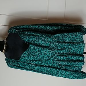 Green Black 3X Plus Size Pelum Top Balloon Sleeve New With Tags V Neck